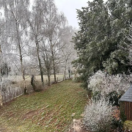 Charming Retreat With Garden * Courcite