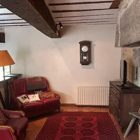 Charming Retreat With Garden *